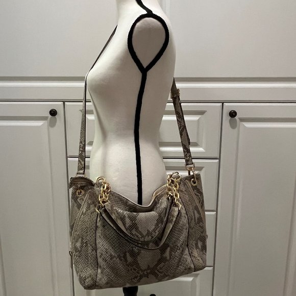 *NEW* Michael Kors Python Leather, Cross Body Chain Tote - Picture 9 of 15